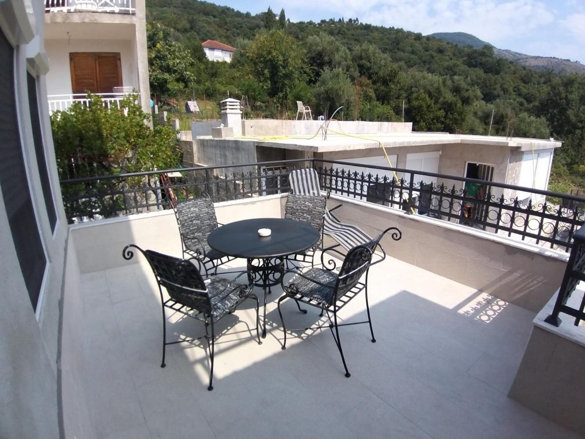 Apartman Dajoda 1 Bijela Dış mekan fotoğraf