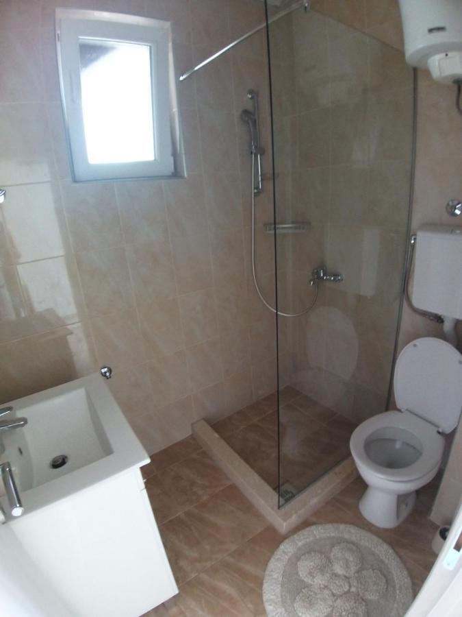 Apartman Dajoda 1 Bijela Dış mekan fotoğraf